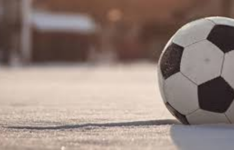 Огляд подій грудня у світі футболу: результати, трансфери, рекорди