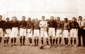 Де розпочався український футбол